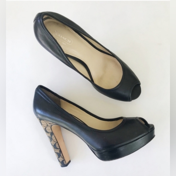 COACH Black Leather Pumps - Picture 2 of 6